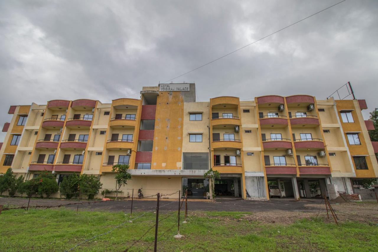 Hotel Yogiraj Palace Shegaon Exterior photo
